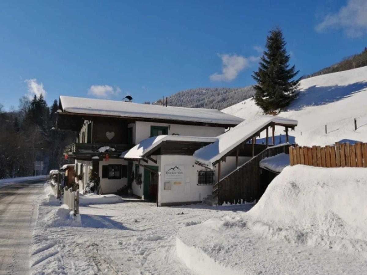 Apartment In Dienten With Mountain Views Dienten am Hochkonig Bagian luar foto