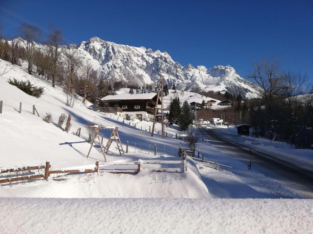 Apartment In Dienten With Mountain Views Dienten am Hochkonig Bagian luar foto